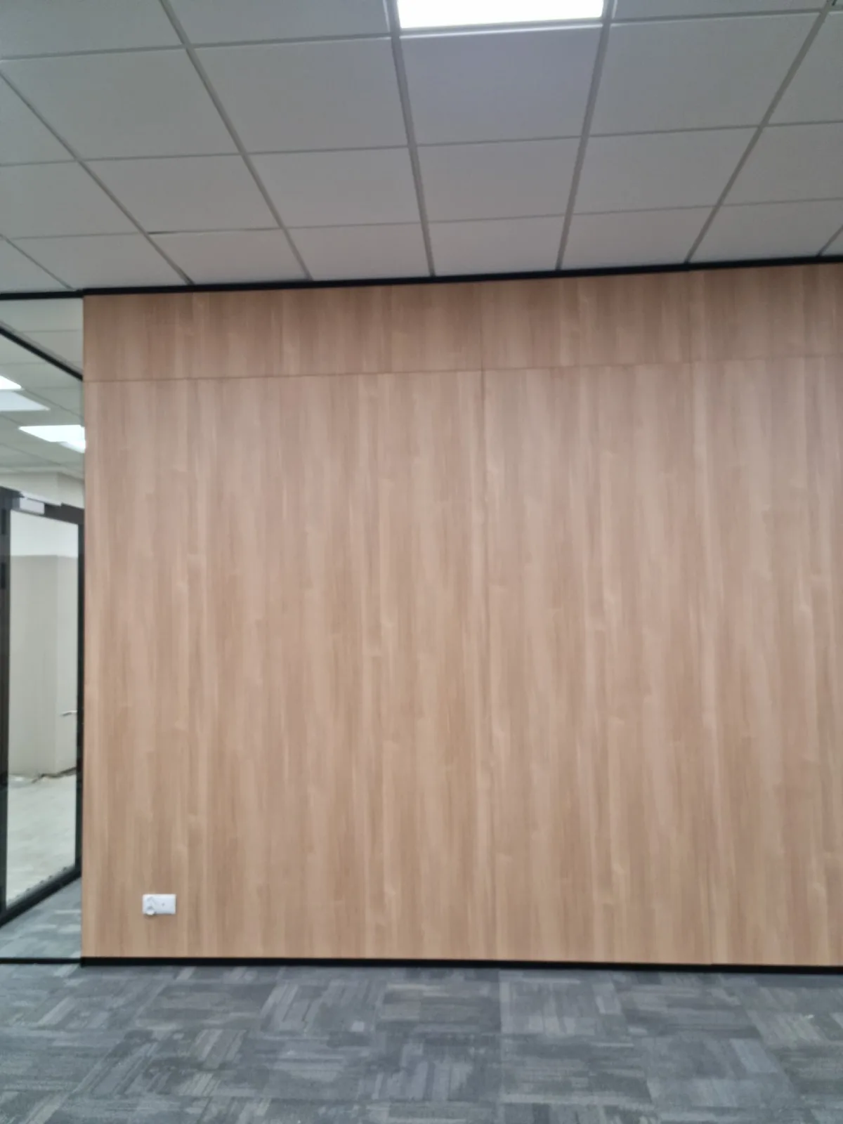 LG Büro