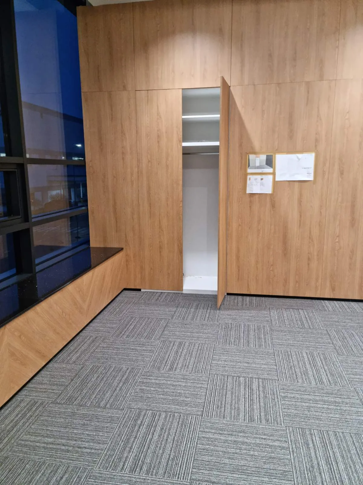 LG Büro